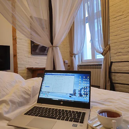 Superb Luxury Aparthotel 4*