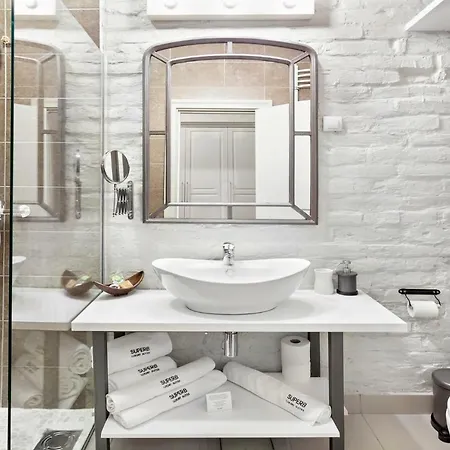 Superb Luxury Aparthotel